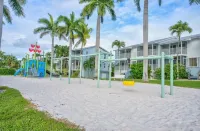 Key Largo Escape: Pool, Pickleball & Marina!
