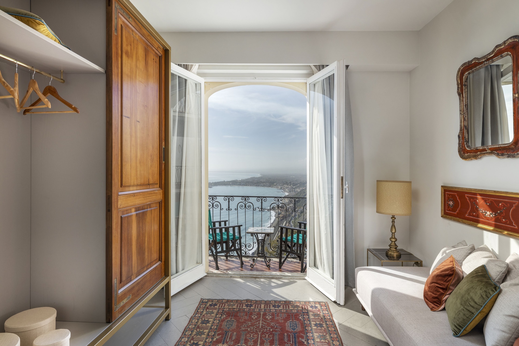 小型套房全景con Balcone