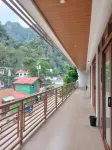 Beehive elnido tourist inn