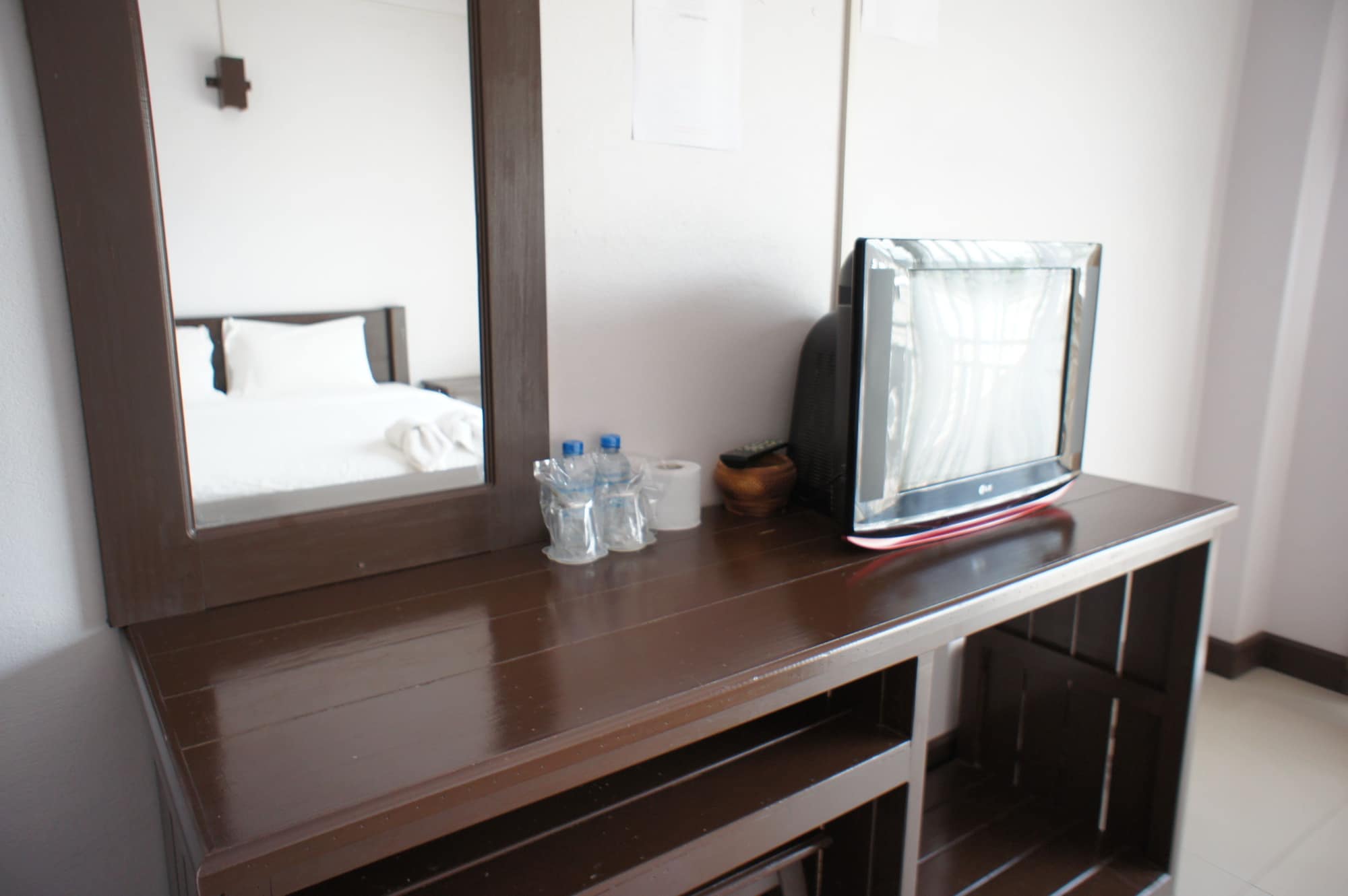 带阳台的三人房