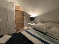 Appletree Cottages Hotels in 