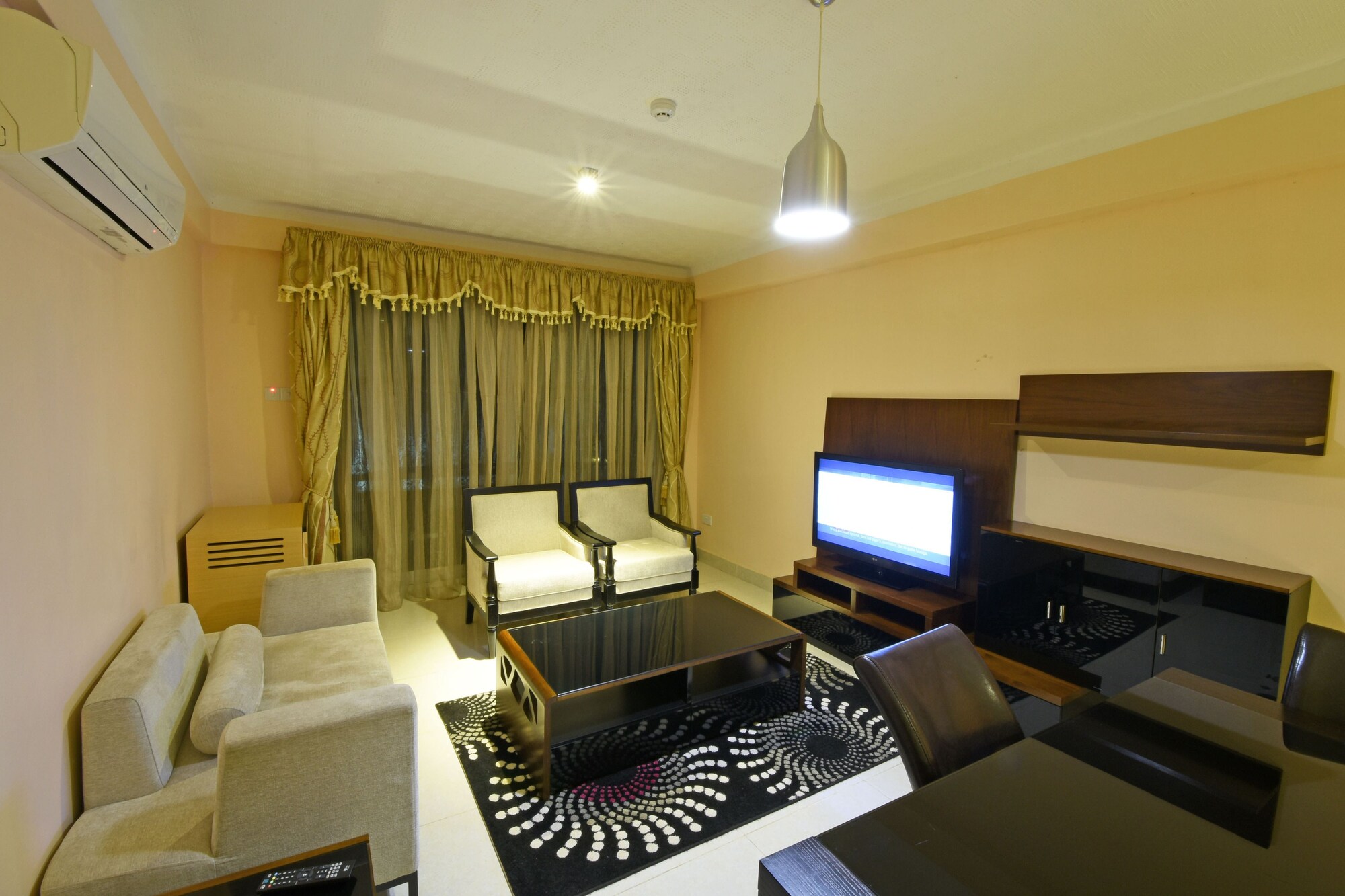 行政套房 - 花园景观