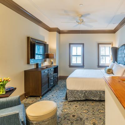 Townhouse Suite Andrew Pinckney Inn Promo Code
