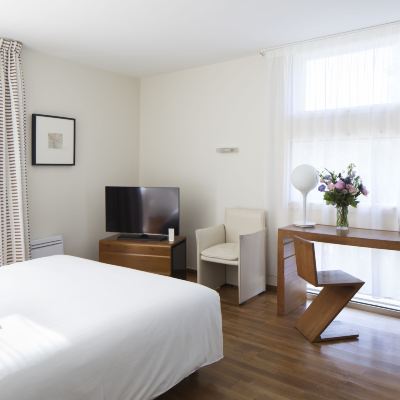 Superior Room Hôtel La Pérouse Promo Code