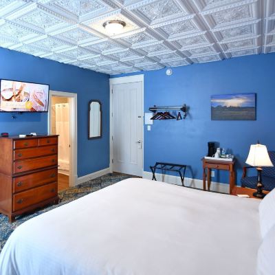 Single King Room Avon Inn Promo Code