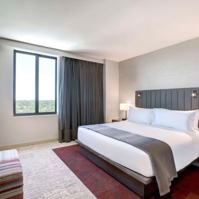 1 King 2 Room Parlor Suite THesis Hotel Miami Promo Code
