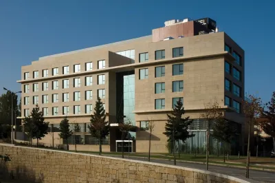 Golden Tulip Sao Joao Da Madeira Hotel Отели в г. 