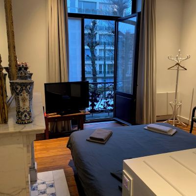 Superior King Room With Balcony-Non-Smoking Albert Molière Promo Code