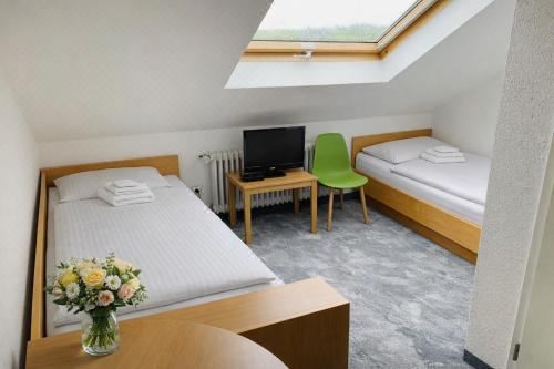 单人房（带独立浴室）