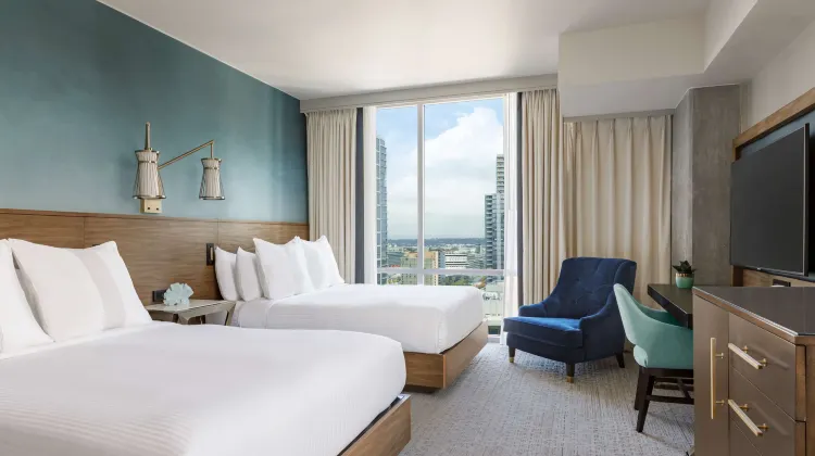 Carte Hotel San Diego Downtown, Curio Collection by Hilton Room