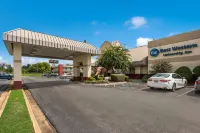 Best Western University Inn のホテル