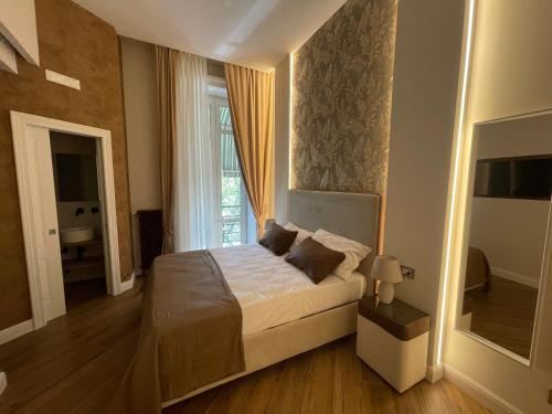 豪华双人床房（带加床）