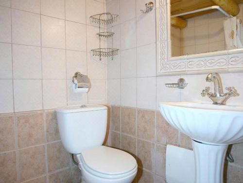 带私人泳池的六卧室别墅