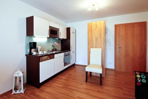 Haus Bergsonne Two-Bedroom Apartment With Balcony Or Terrace