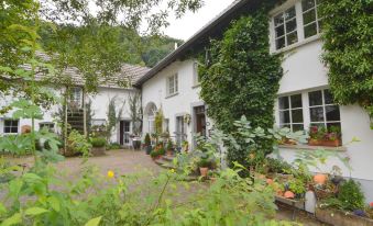 Apartment in Immerath Near Hiking Trails