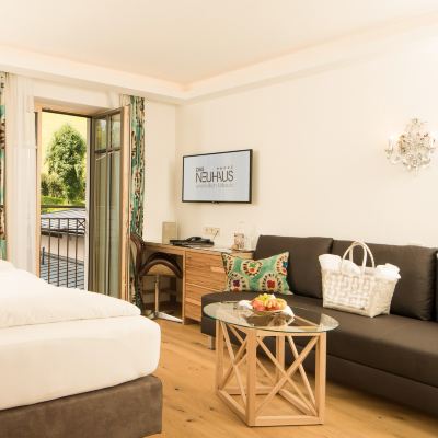 Superior Double Room Hotel Neuhaus Promo Code