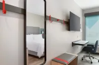 avid hotel ELKHART NORTH by IHG Hotels in 