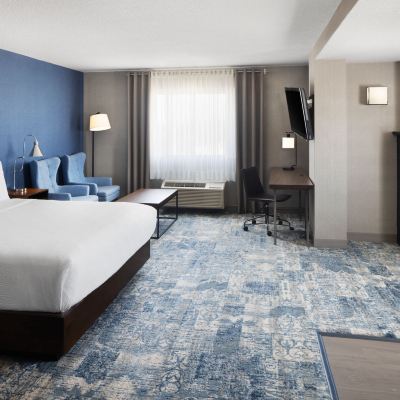 Studio Suite Four Points by Sheraton Edmonton South Promo Code