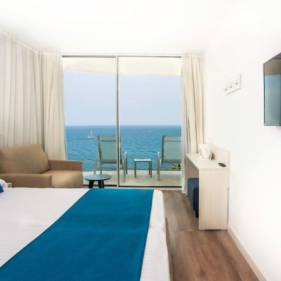 Grand Corner Double Room with Terrace and Sea View
