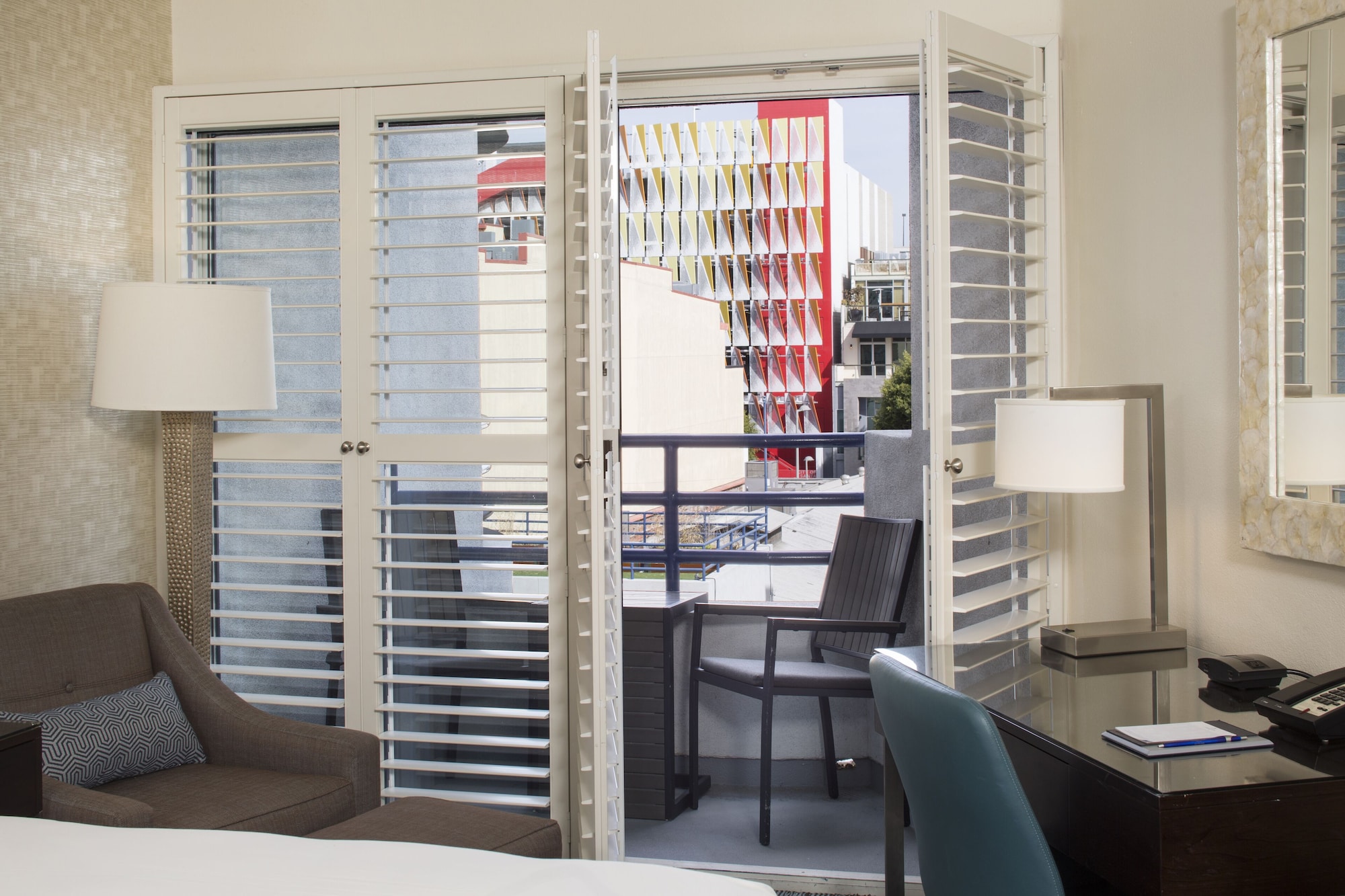 高级房，2张双人床，阳台，庭院景观（标准2张双人床，私人）