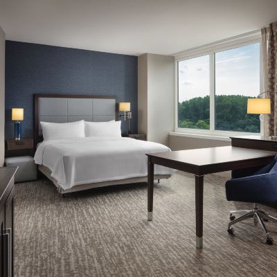 King Mob Acc Tub Micwv Frdg Studio Ste Ns Hampton Inn & Suites Teaneck Glenpointe, NJ Promo Code