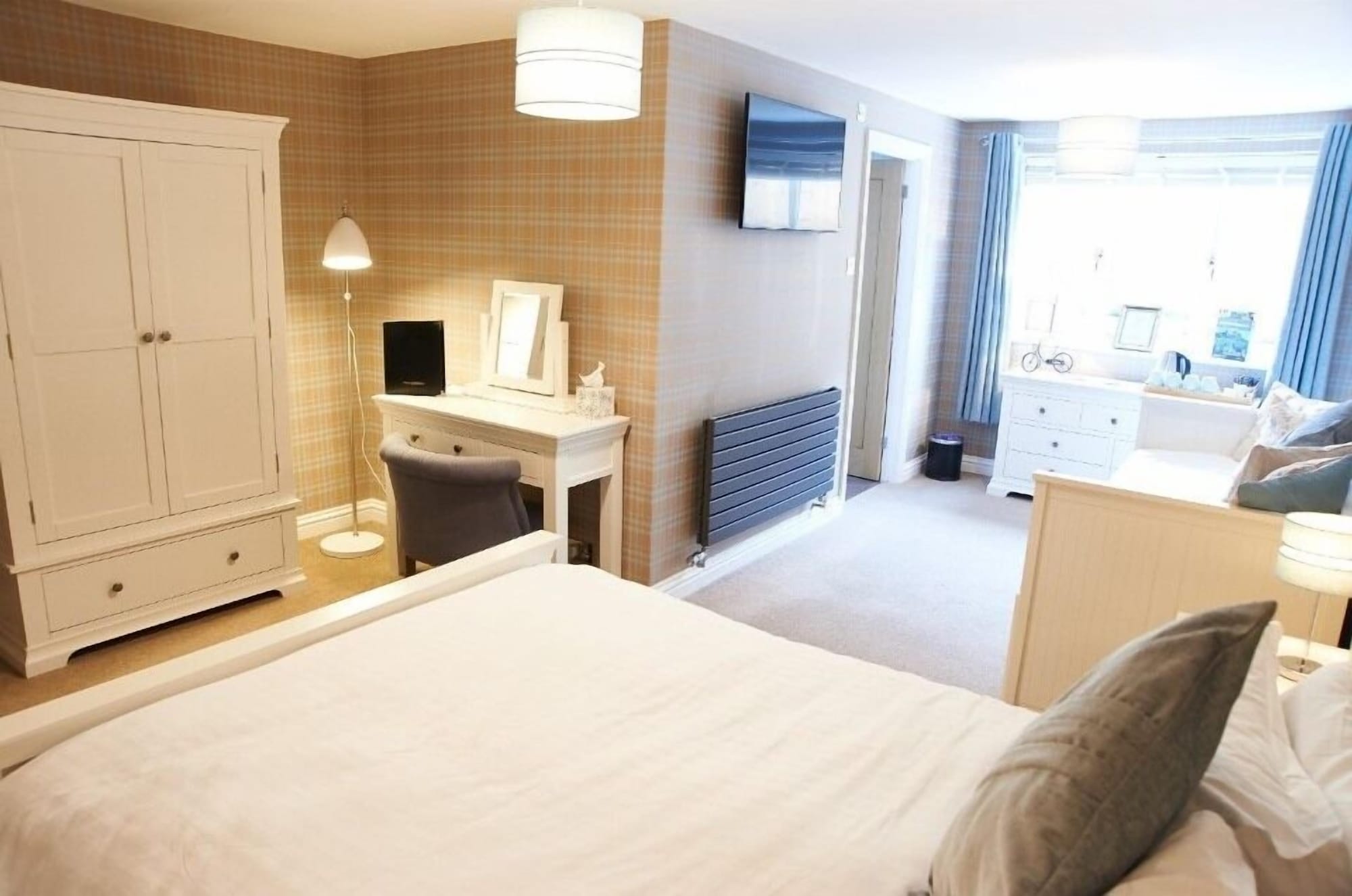 带衞生间的双人房（Lapwing）