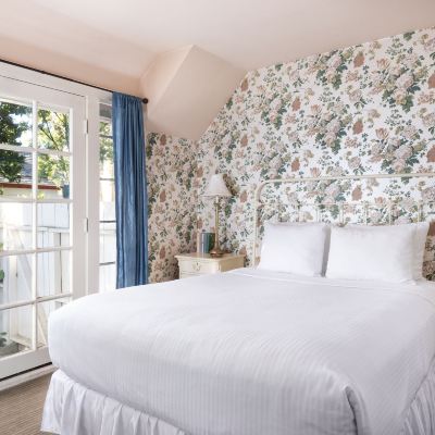 Cottage, 1 Queen Bed With Sofa Bed, Patio Centrella Inn Promo Code