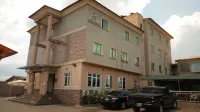 D'Czars Hotel & Suites Hotels in 