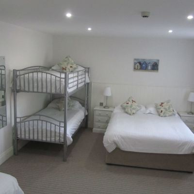 Family Quadruple Room Ommaroo Hotel Promo Code