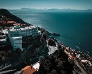 호텔 레 로세
