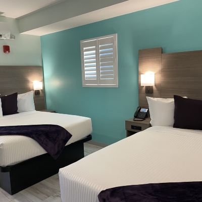 2 Queen Beds Room Worthington of Logan Promo Code