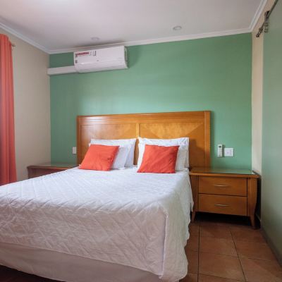 Comfort Two-Bedroom Apartment Punto di Oro Residences Promo Code