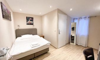Glashütten Hotel - Housity
