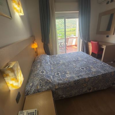 Deluxe Double Or Twin Room Hotel Grotte Promo Code