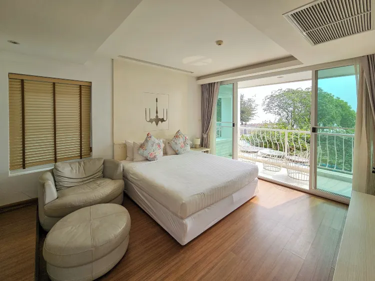 Sea Breeze Villa