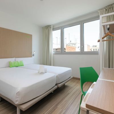 Twin Room SmartRoom Barcelona Promo Code