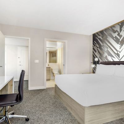 Corner Two Bedroom Suite Hilton Grand Vacations Club Elara Center Strip Las Vegas Promo Code