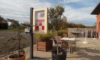 ibis Albert Pays de Somme - Housity