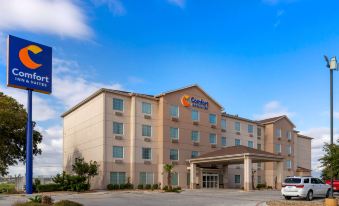 Comfort Inn & Suites Selma Near Randolph AFB