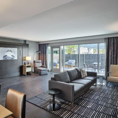 Deluxe Studio Suite, Terrace (Studio Suite) Loews Kansas City Hotel Promo Code