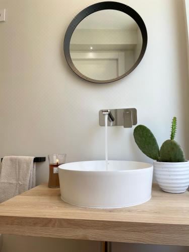 特大床套房带阳台