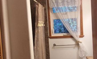 Cozy Corner - Housity