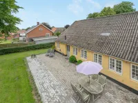 "Ilsa" - 9.8km from the Sea