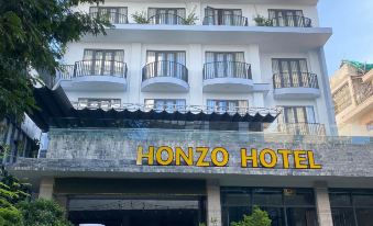 Honzo Hotel