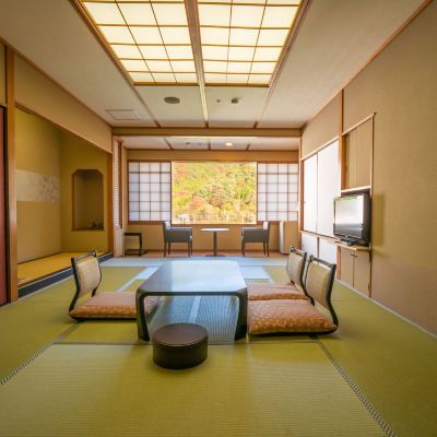 Zuisenro, 6-Person Capacity, 12-Tatami Room [Japanese Room] [Non-Smoking] [Mountain View] 源泉湯の宿 松乃井 クーポン