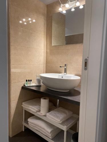 Midtown Salerno Quadruple Room with Private Bathroom