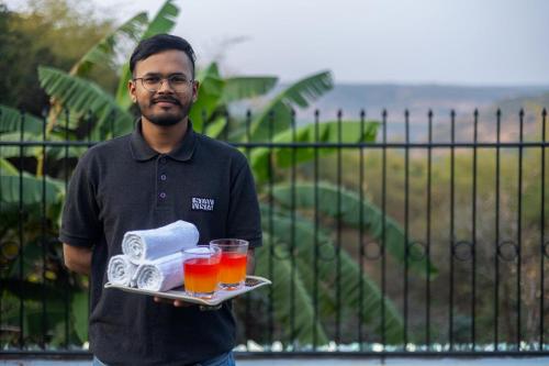 带私人泳池的三卧别墅