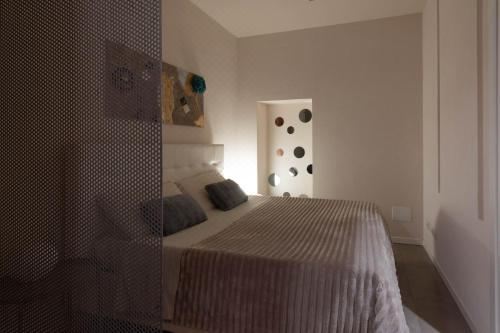 Borgo Degli Studi 7 One-Bedroom Apartment