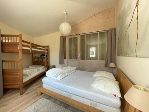 两卧室联排别墅