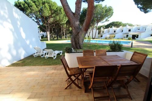 两卧室联排别墅